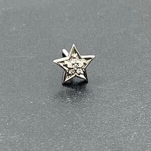 SB Designer 10k White Gold Diamond Chip Star‎ Stud Pierced Earrings *Single